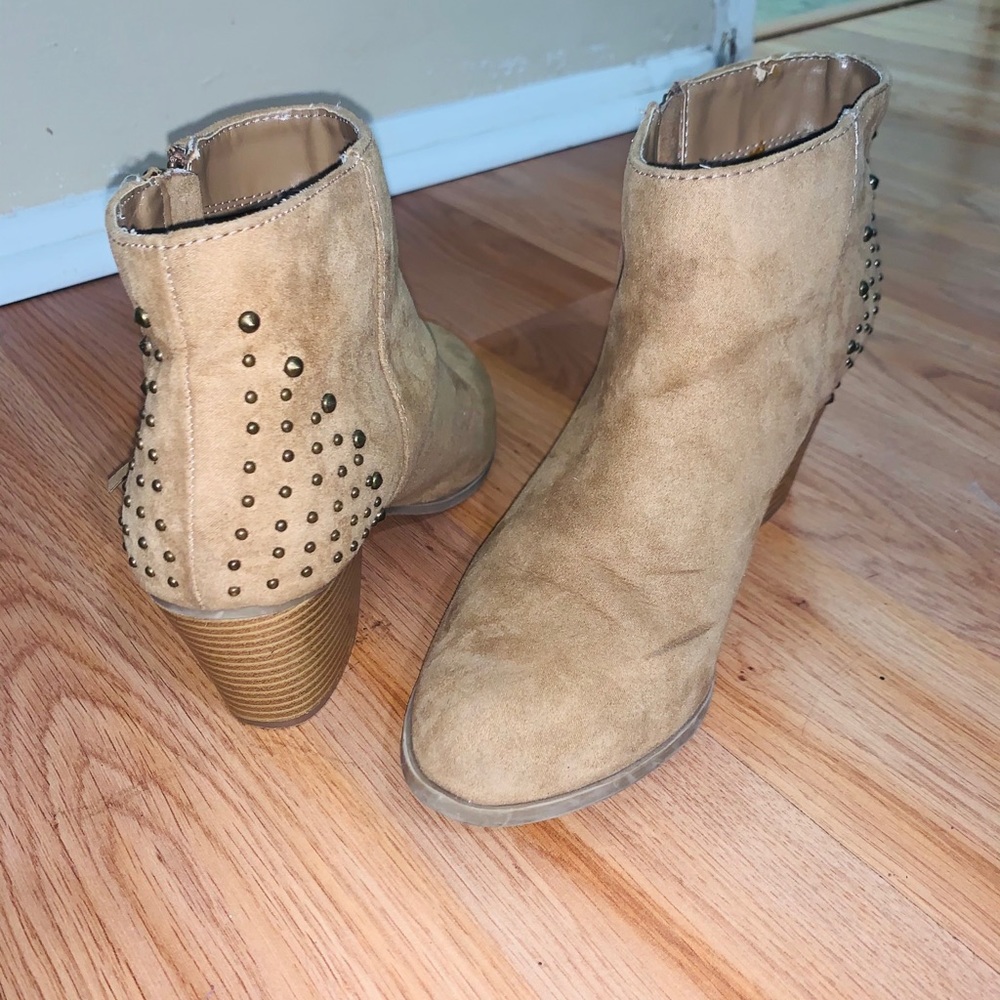 Woman’s booties